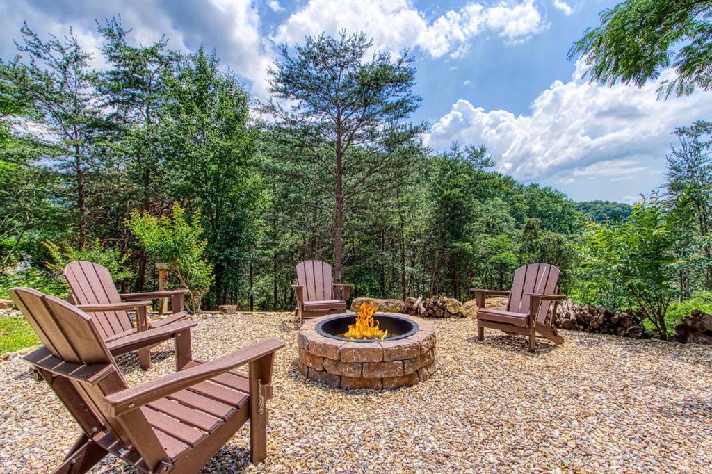 Tranquility Hollow, Indoor Pool, Game Room, 1089 Free Tickets Each Paid Day, Dollywood And More! Sevierville Εξωτερικό φωτογραφία